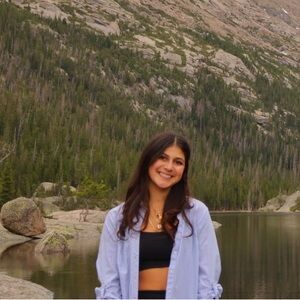 Meet your Posher, Teagan